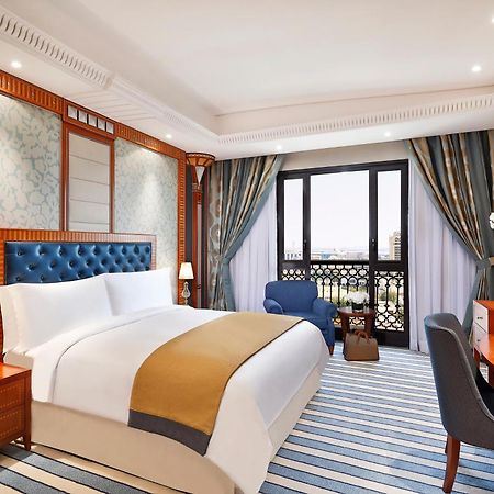 The Ritz-Carlton Jeddah Hotel Kültér fotó Deluxe Room
